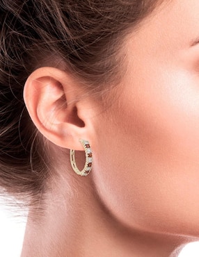 Arracadas de rana Oro Angelus con acabado pavé zirconia