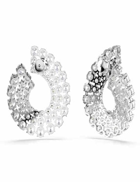 Aretes Swarovski con acabado brillante