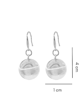 Aretes de esfera Mayfer Joyería Atenas con acabado baño rodio