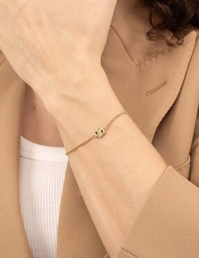 Brazalete Boss Double B Petit con acabado brillante
