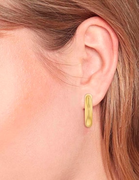 Arracadas Tommy Hilfiger con acabado brillante