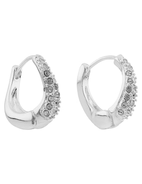 Aretes huggies Nine West Twisted Crystal Stones con acabado pavé