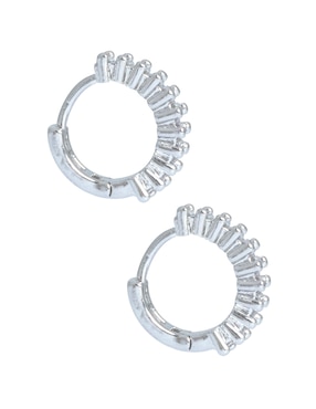 Aretes de círculo Westies con acabado brillante zirconia