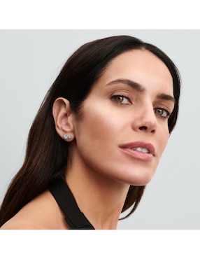 Aretes redondos Pandora de plata P 925 con acabado brillante zirconia cúbica