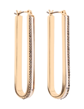 Aretes largos rectangulares Nine West Tritone Emblems con acabado pavé zirconia
