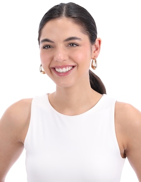 Arracadas Nine West con acabado brillante