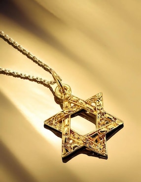 Collar de estrella Zvezda Aurore 18 K