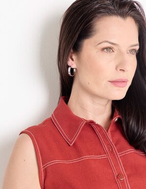 Set de aretes Anne Klein Timeless Trios con acabado brillante