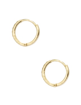 Aretes circulares Mossimo Metales Corazón Flat con acabado brillante