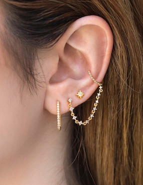 Ear cuff Girls Crew Star Studded 18 k con acabado chapa de oro zirconia cúbica