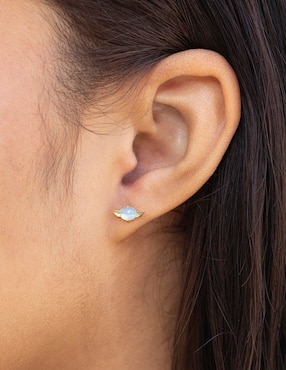Aretes cortos Grogu Girls Crew Star Wars 18 k con acabado chapa de oro zirconia cúbica