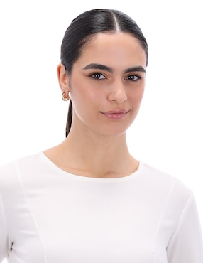 Aretes cortos Anne Klein Metal Crush con acabado pulido
