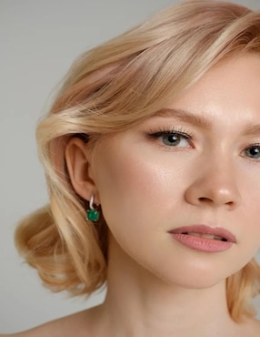 Aretes cuadrados Gladkova Joyería de plata P 925 con acabado brillante esmeralda