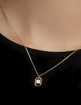 Collar de letra m Mink de plata P 925