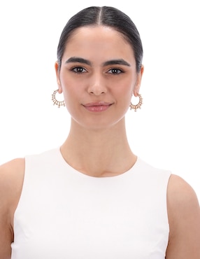 Arracadas Anne Klein Coastal Charms con acabado brillante perla