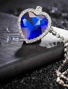 Collar de corazón High Monaco