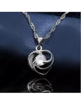 Collar con dije de corazón Ventdepot
