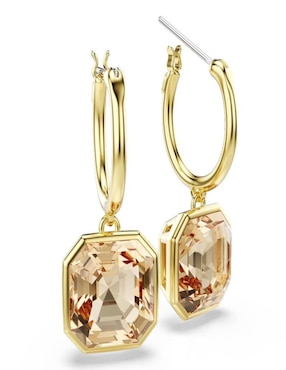 Aretes cuadrados Swarovski con acabado brillante