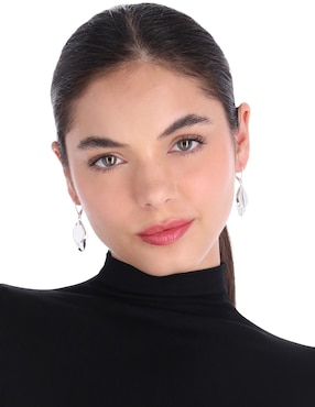Aretes de óvalo Napier con acabado plateado