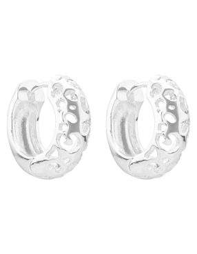 Aretes cortos circulares Nine West Metallic Animal con acabado brillante