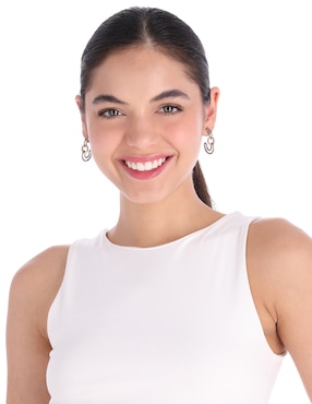 Aretes cortos circulares Nine West Two Tone Armor con acabado brillante