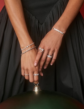 Pulsera Kendra Scott con cristal con acabado baño rodio