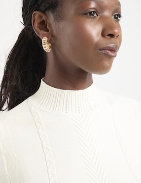 Aretes circular Anne Klein Award Winner con acabado pavé