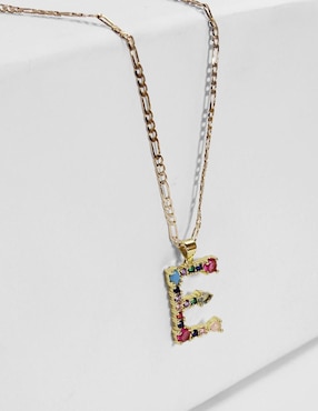 Collar con dije de letras Moon de oro laminado 10 K