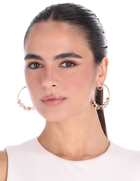 Arracadas Nine West Gold Cubes con acabado billante