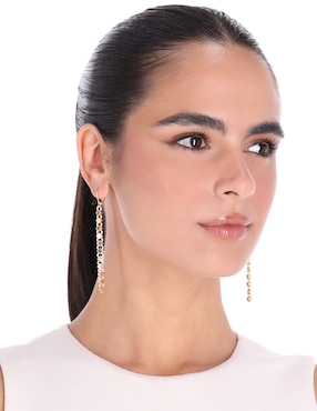 Aretes largos Nine West Gold Cubes con acabado brillante