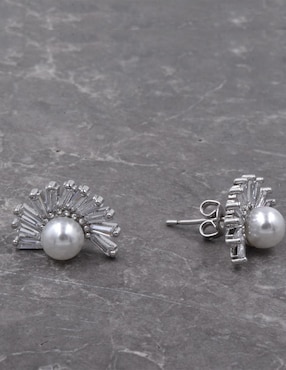 Aretes cortos Arette con acabado pulido cristal