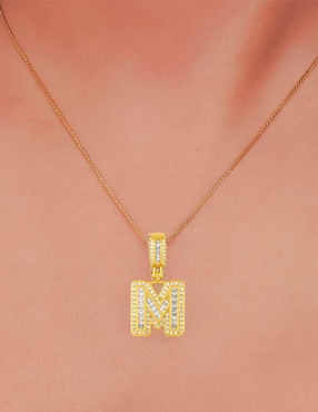 Collar con dije de letras Moon de oro laminado 10 K