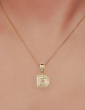 Collar con dije de letras Moon de oro laminado 10 K