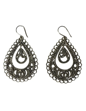 Aretes largos de gota Carana de plata P 925 con acabado plateado