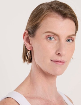 Aretes largos Napier Basic Metal Ears m1 con acabado brillante