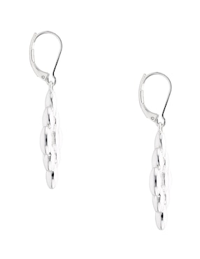 Aretes largos Napier Silver Patterns con acabado brillante