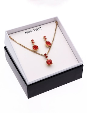 Aretes y collar circulares Nine West May Mkt 25