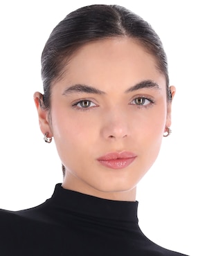Aretes cortos Coach Bangle Recolor con acabado brillante