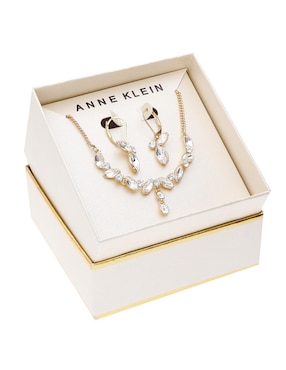 Aretes y collar Anne Klein Stocking Stuffer Box Sets