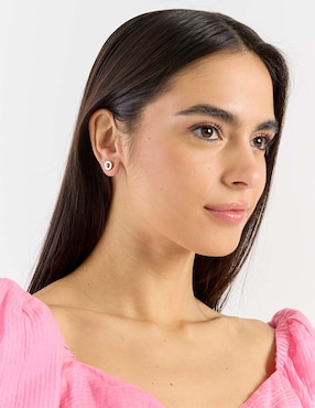 Aretes redondos Dkny con acabado pavé