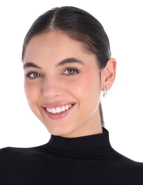 Aretes cortos Anne Klein Bells con acabado brillante
