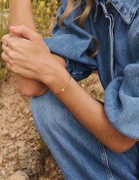 Brazalete Apodemia Olivia Wild con acabado baño de oro de 18 K
