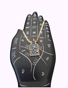 Collar con dije de signo zodiacal Nira Constelaciones de oro laminado 10 K