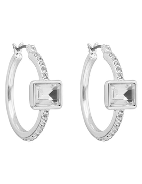 Aretes de círculo Nine West con acabado brillante