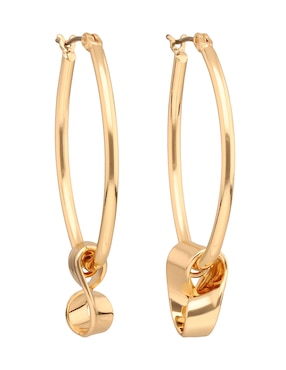 Aros nine west con acabado brillante