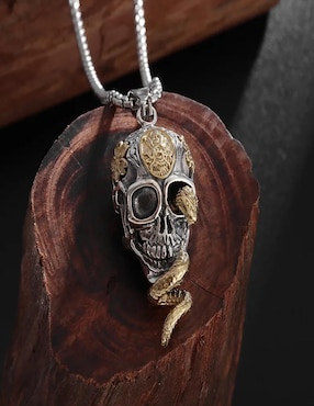 Collar con dije de calavera Nira Calaveras