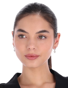 Arracadas de corazón Givenchy Queen of Hearts acabado brillante