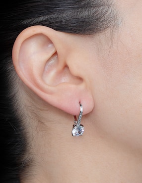 Aretes círculares Carré de plata P 925 con acabado baño rodio zirconia