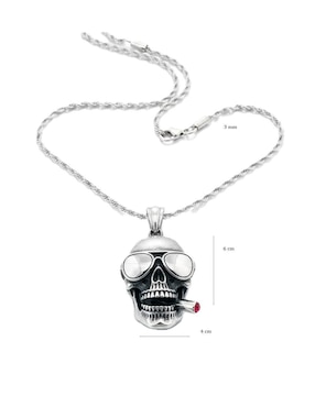 Collar con dije de calavera Nira