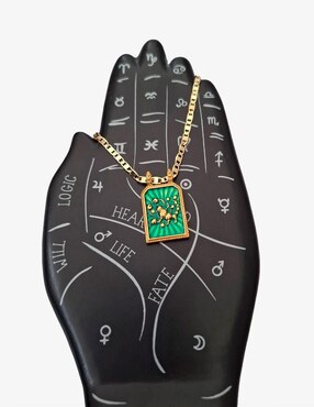 Collar con dije de signo zodiacal Nira Constelaciones de oro laminado 10 K